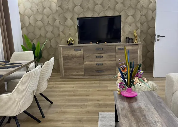 公寓 Elfis Paradise *