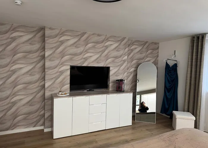 公寓 Elfis Paradise